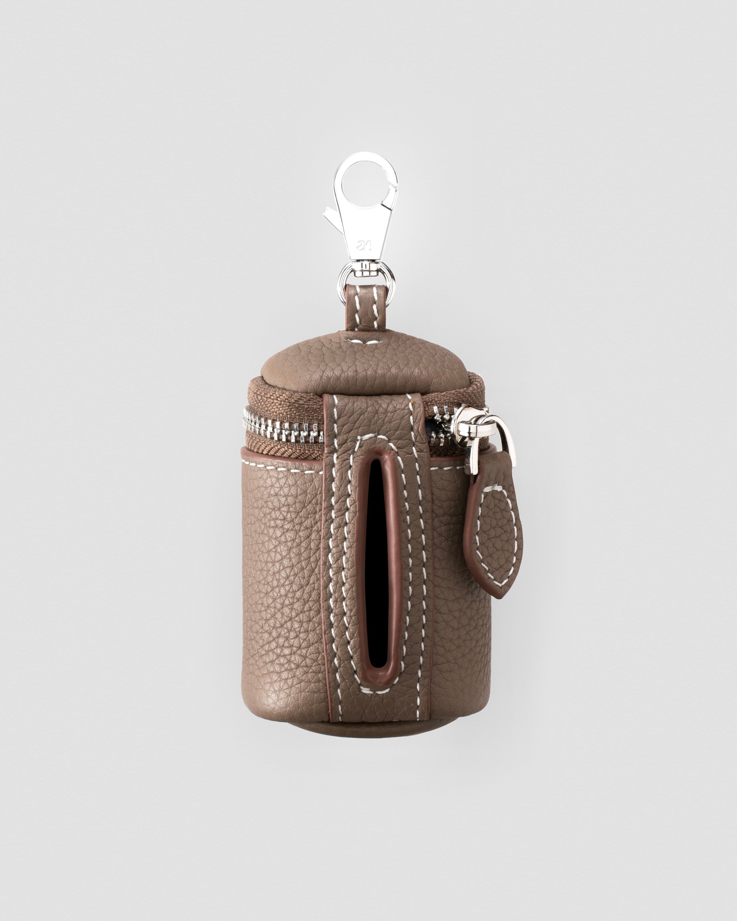 The Vito Pochette